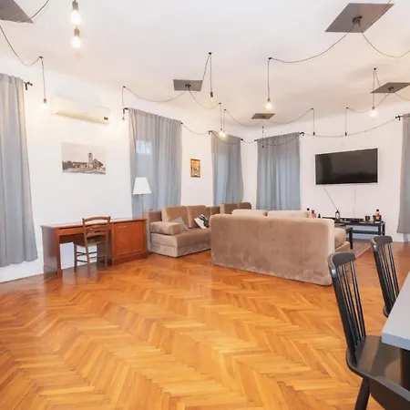 Old School Риека