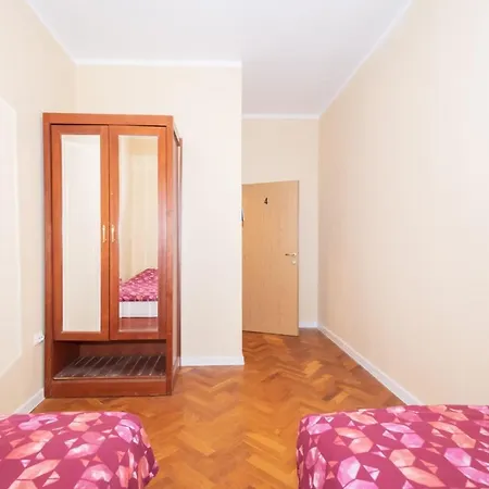 Old School Хостел